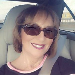 Meet your Posher, Joann